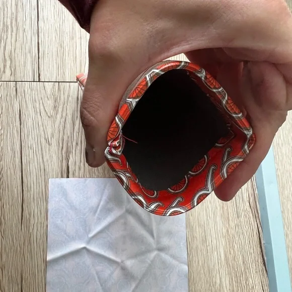 NWOT Ted Baker soft glasses case with microfiber cloth - Picture 4 of 5